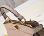 FENDI Peekaboo Grey 23ss 335 Size: 20*15cm - Image 3