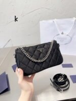Prada vintage nylon underarm bag size:  24*13cm