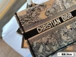 Dior Three-dimensional embroidery Book 23 tote shopping bags size: 36*28 cm - Image 2