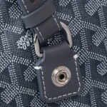 Goyard Backpack carbon gray Collapsible shoulder strap detachable size: 32*14*37cm - Image 5